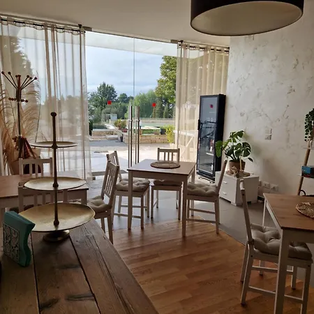 Nocleg ze śniadaniem Villa Lecce 3*