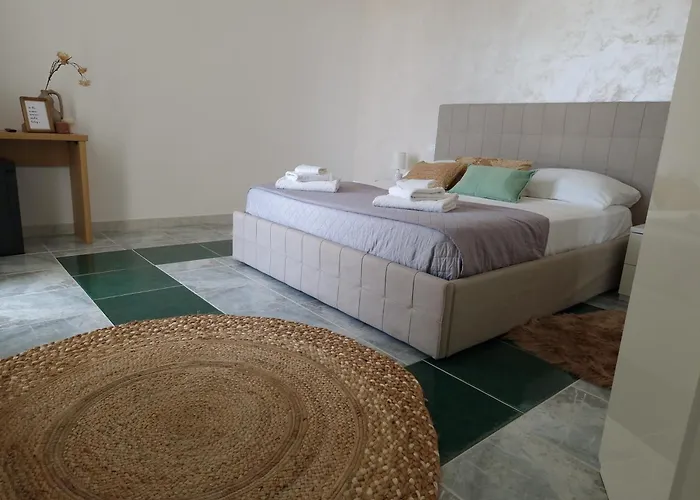 Villa Lecce לינה וארוחת בוקר לצ'ה