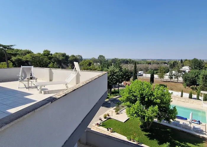 לינה וארוחת בוקר Villa Lecce
